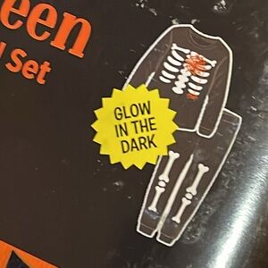 NIP Boy’s Glow In the Dark, Halloween Two Piece PJ Set, Size 8/10